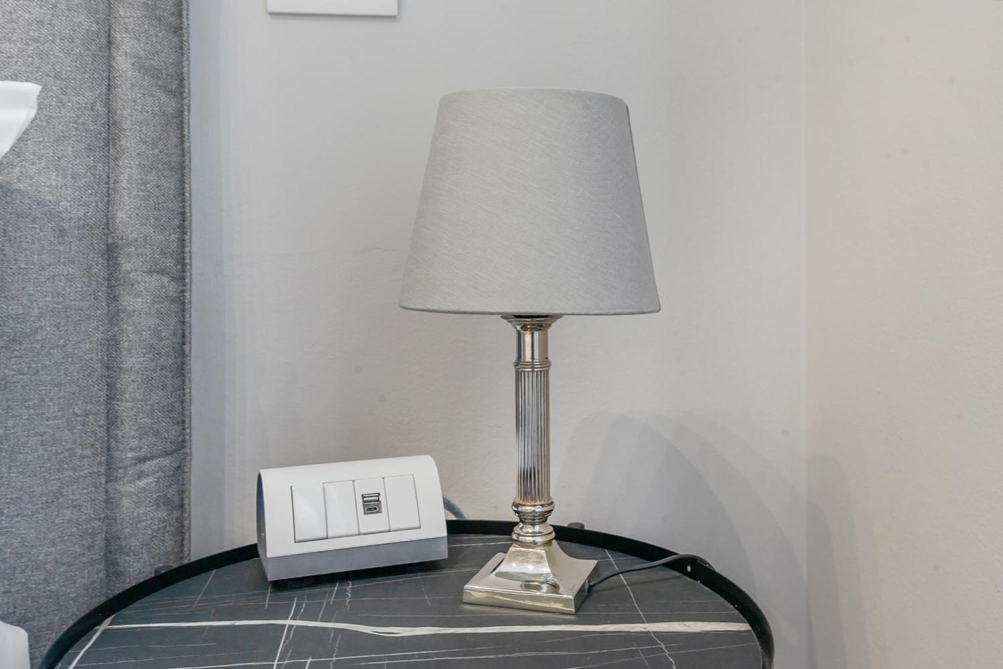 San Babila Prestige - A Few Steps From Duomo Appartamento